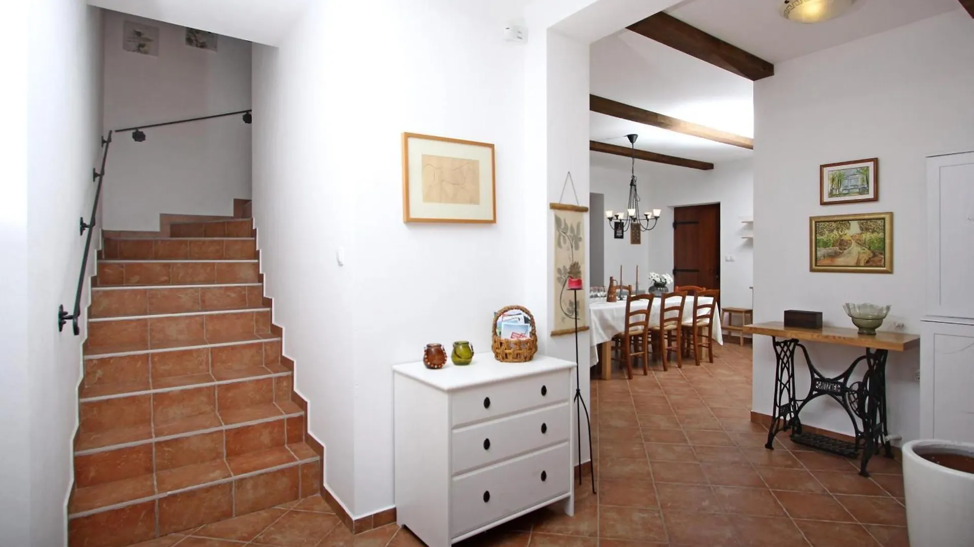 Charmante Villa Histra Mit Pool Und Grossem Garten Cabrunici Casa vacanze