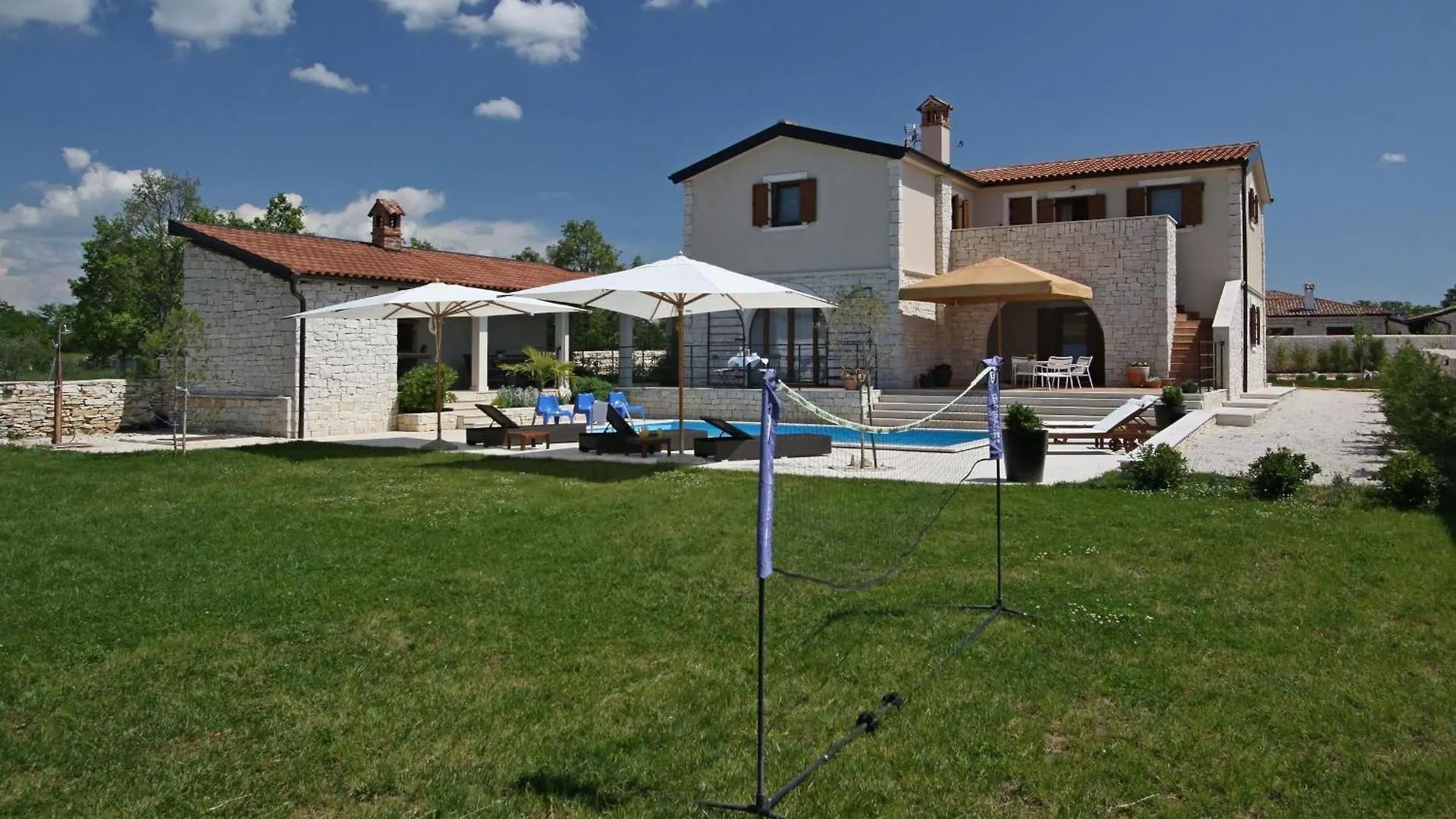 Charmante Villa Histra Mit Pool Und Grossem Garten Cabrunici 0*,